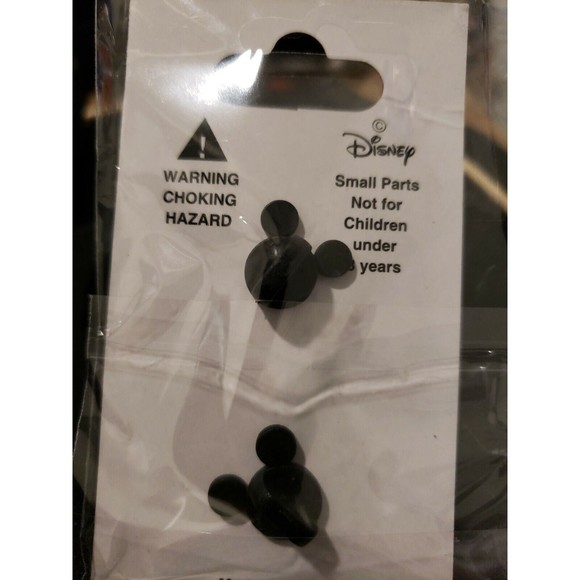 Disney Pin 136096 Expo D23 DSSH Dark Tales The Hunchback of Notre Dame Frollo LE - Picture 2 of 12